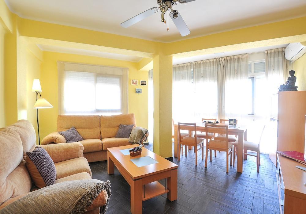 Appartamento Holidays2malaga Hermosilla 3 & Parking Wifi Fibra 600 Mg